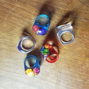 vintage Jewelry - Lot of Five Vintage Lucite Rings vintage Jewelry - Lot of Five Vintage Lucite Rings